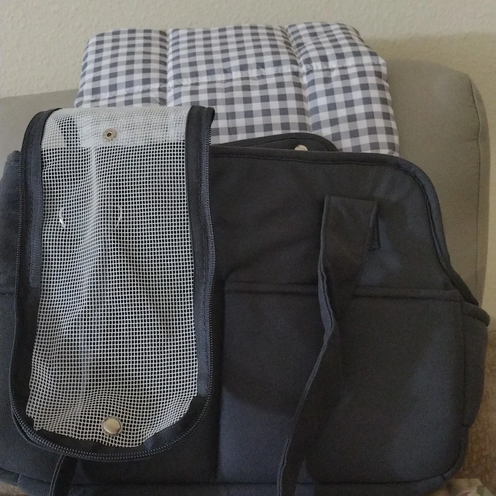 New Small Pet Carrier, Zippered, Cushion, Additional Strap, Mesh Top